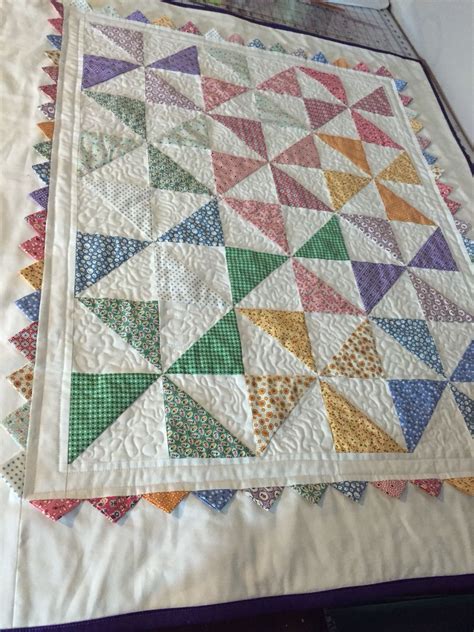 Moda Bakeshop Pinwheel With Prairie Points Baby Quilt Quilts Quilt