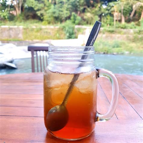 Fess On Twitter Kemaren Sore Minum Es Teh Di Pinggir Kali Fess Seger