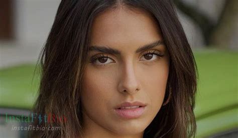 Fernanda Oliveira Bio Age Height Models Biography