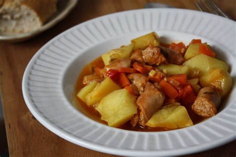 Guiso De Salchichas Con Patatas Mari Cocinillas