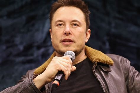 Elon Musk Asks Twitter If He Should Step Down Hypebae