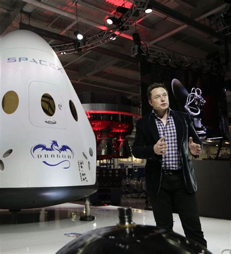 Time To Glam Up Elon Musk Reveals Full Body Photo Of Spacex Spacesuit