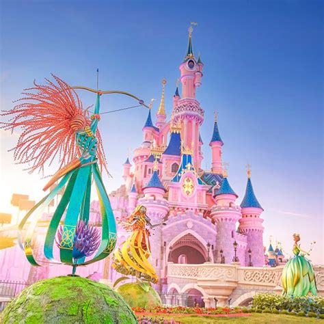 DISNEYLAND PARIS SUMMER HOLIDAYS FAMILY PACKAGE + £500 - Rev Comps