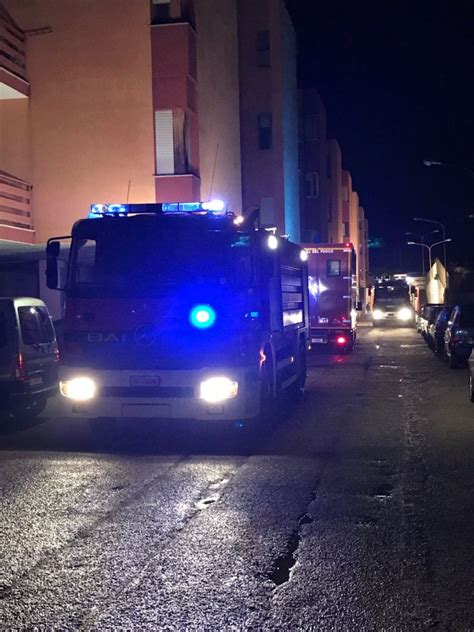 Fiamme Nella Notte In Un Garage A Campomarino PrimoPiano Molise