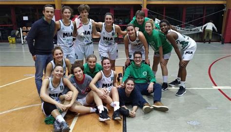 Basket Femminile Che Bel Colpaccio Mia Prima Como