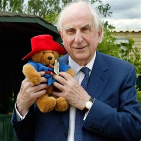 25 Facts About Michael Bond FactSnippet