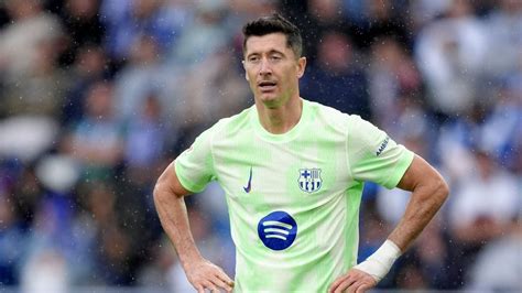 Jedno słowo UEFA nazwała Lewandowskiego