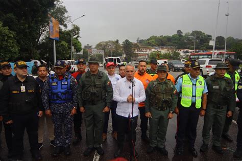 Freddy Bernal Mil Efectivos En Despliegue C Vico Militar Policial