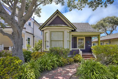 Pacific Grove Victorian Cottage For Sale