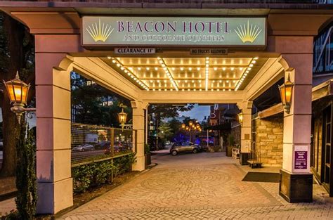 Beacon Hotel & Corporate Quarters $148 ($̶3̶4̶9̶) - UPDATED 2018 Prices ...