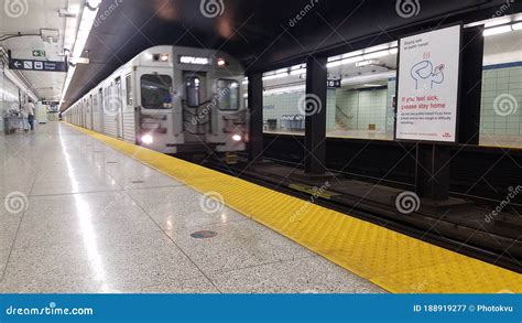 Toronto Subway Station editorial photography. Image of 2020 - 188919277