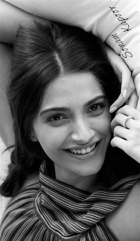 Sonam Kapoor Bollywood Actress