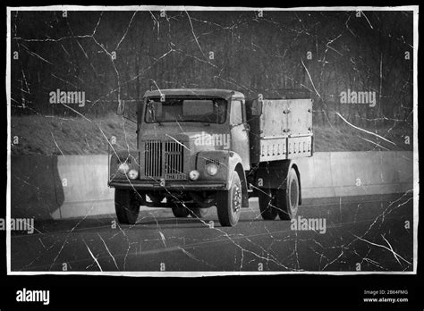 Classic Trucks Hi Res Stock Photography And Images Alamy