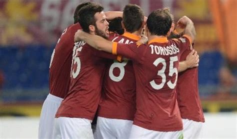 Roma Genoa 3 1 Gazzetta Del Sud