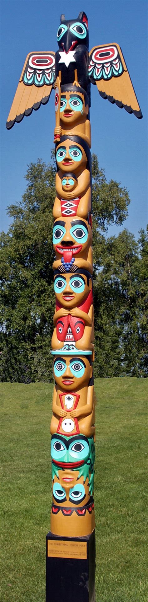 Christmas And Easter Totem Poles By David K Fison The Jesus Question