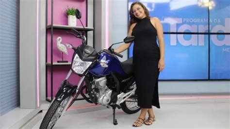 Vencedora Da Motocicleta Km Recebe Pr Mio Na Sede Da Meio Norte