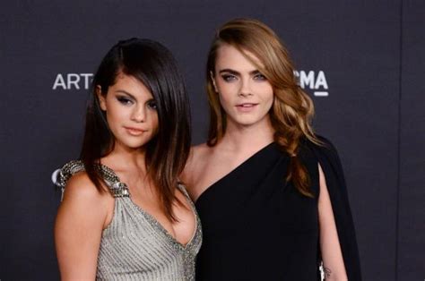 Selena Gomez Says Shes Questioned Her Sexuality Gephardt Daily