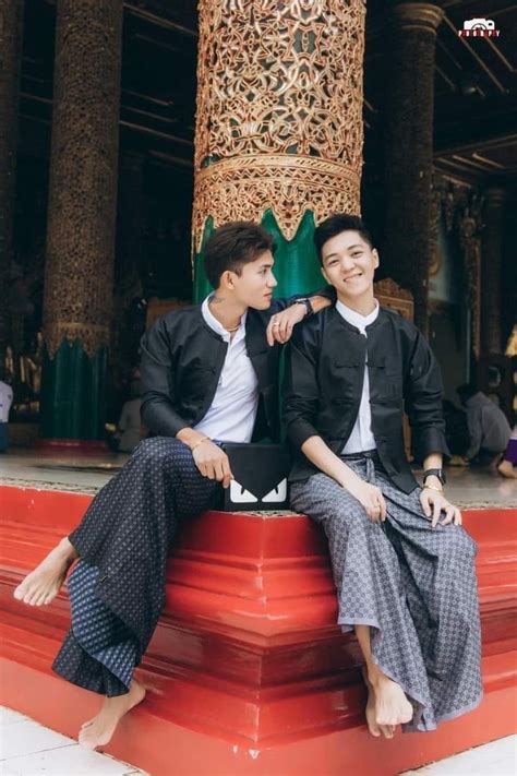 Burmese Traditional Men Wearings Đông Nam á Nam á