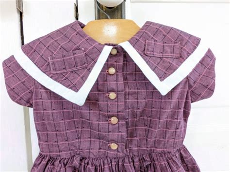 Vintage Girl Dress Gem