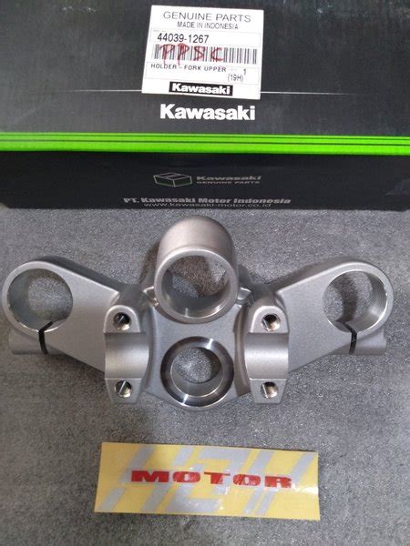 Jual T SEGITIGA ATAS KAWASAKI NINJA 150 R ORIGINAL KGP 44039 1267 Di