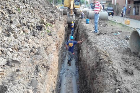 DISEÑO DE REDES DE ACUEDUCTO Y REDES DE ALCANTARILLADO Ingeniería