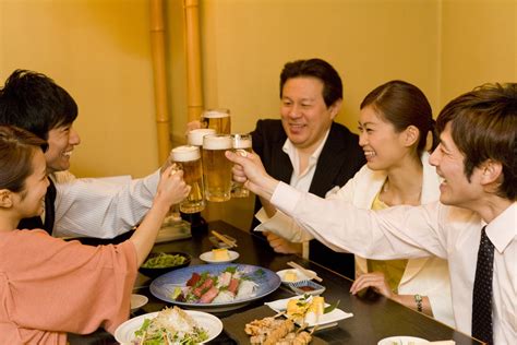 飲みの席で1000％盛り上がるネタ、教えます！ [男の夜遊び] All About