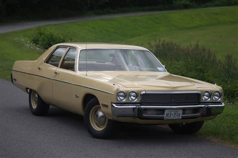 PICTURE CAR SERVICES LTD | Plymouth Fury Beige 1973 Period, Sedan, ND ...