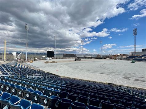 ‘It’s a great day for Staten Island’ -- FerryHawks unveil new ballpark ...