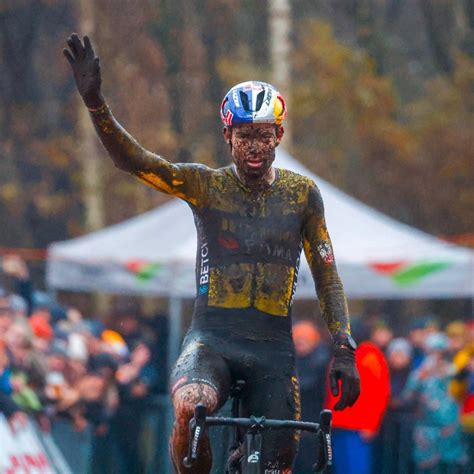 Van Aert Makes His Cx Debut And Wins Exact Cross Essen With Authority