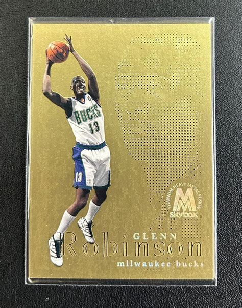 1998 99 Skybox Molten Metal Fusion Heavy Metal Glenn Robinson Bucks