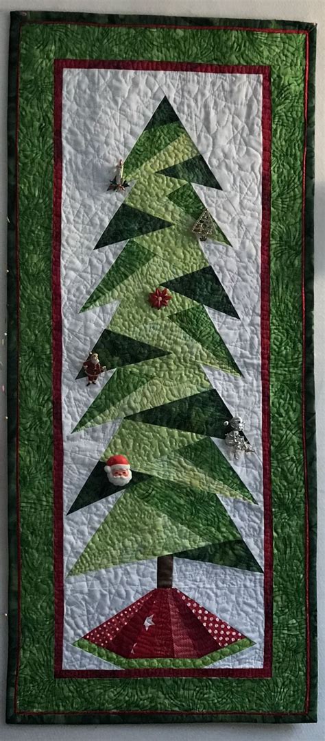 Quilted Christmas Tree Wall Hanging Pattern