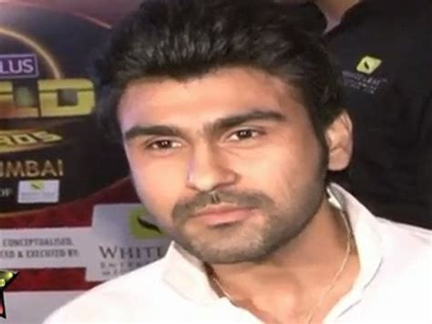 Dashin Arya Babbar At Boro Plus Gold Awards Video Dailymotion