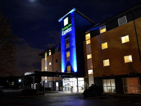 Smart tech will update Holiday Inn Express Birmingham NEC Bickenhill Parkway 3