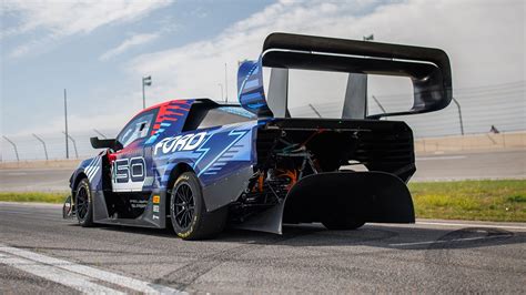 Romain Dumas Drives Ford F Lightning Supertruck To Pikes Peak