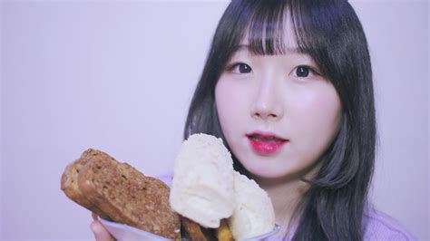 한국어 ASMR ASMR Korean 바삭 바삭 러스크 보송 보송 빵 먹기 Eating Sound YouTube