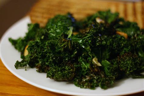 Laine S Recipe Box Garlic Roasted Kale