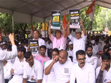 Indian Youth Congress Protests Alleged Neet Scam