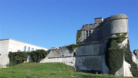 La nouvelle éco le château de Bouteville bénéficie du plan de relance