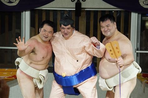 Sumo Show by Former Sumo Wrestlers ＆ Chanko Lunch (Sumida, Japan ...