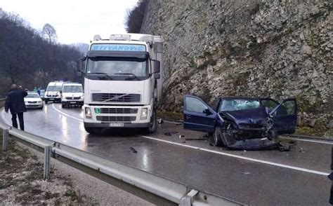 Teška saobraćajna nesreća u mjestu Klisura: Sudar kamiona i vozila ...