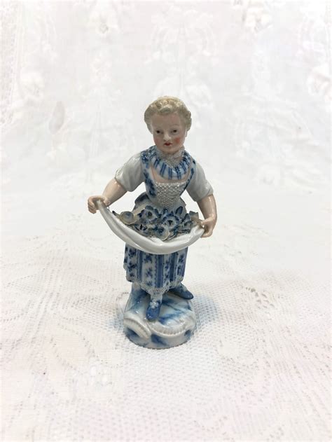 Antique Meissen Figurine Blue And White Flower Girl Gärtner Etsy