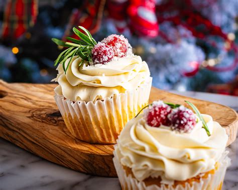 Seasonal Desserts & Drinks - Desserts Etc.