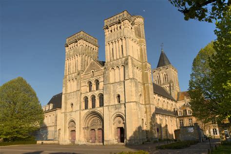 Visite Guid E De L Abbaye Aux Dames Caen