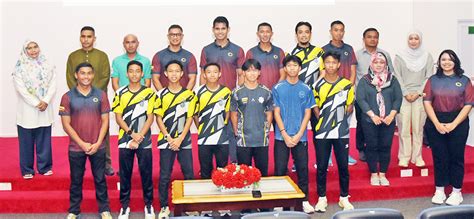 Golden Moment For Brunei Athletes Borneo Bulletin Online