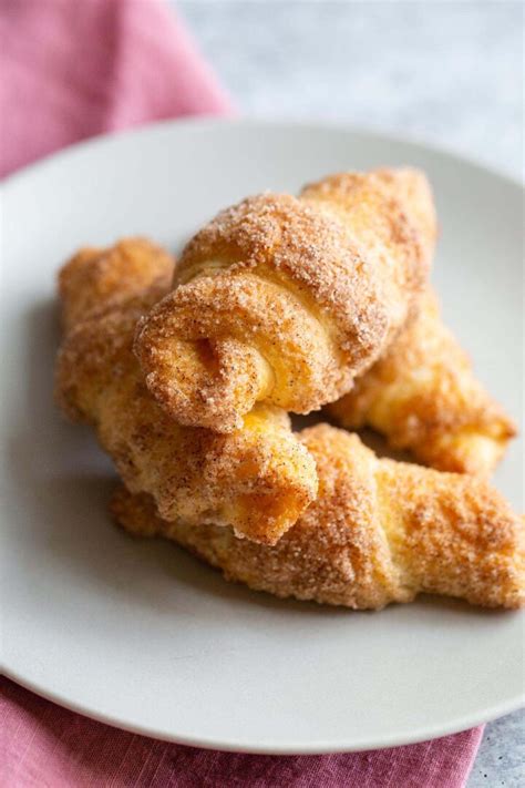 Air Fryer Cinnamon Sugar Croissants Food Banjo