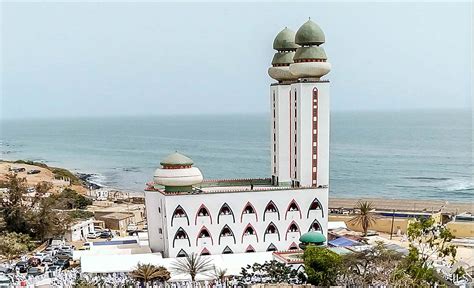 La Mosquee De La Divinit Dakar Discover Senegal