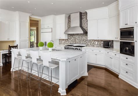 White Kitchen Cabinets With White Countertops