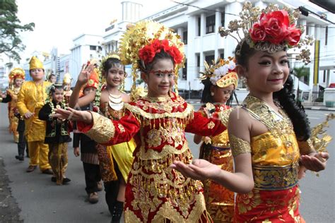 Karnaval Budaya Indonesia Antara Foto