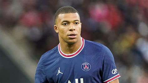 Après lélimination du PSG en C1 Kylian Mbappé va prendre sa décision