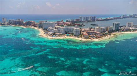 Cancun Hurricane Season: All you Need to Know + 5 Safety Tips